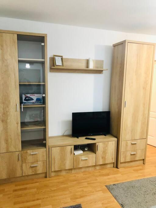 Nice Apt Near Spitalul Judetean, All You Need Lr14 Timisoara Ngoại thất bức ảnh