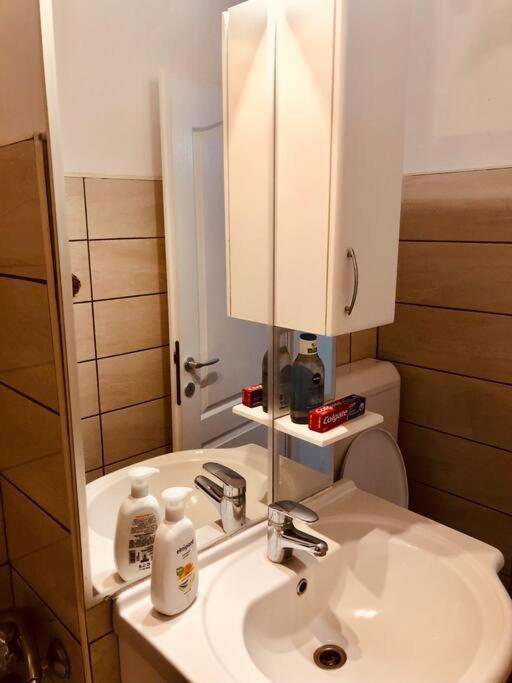 Nice Apt Near Spitalul Judetean, All You Need Lr14 Timisoara Ngoại thất bức ảnh